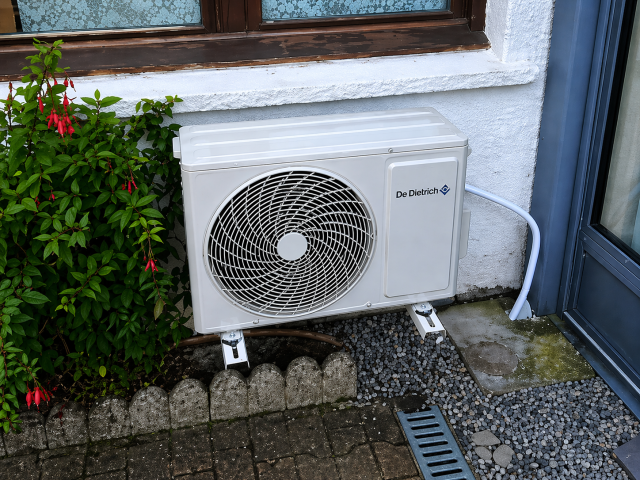 Profitez du confort toute l’année dans votre véranda avec la climatisation De Dietrich EMS25